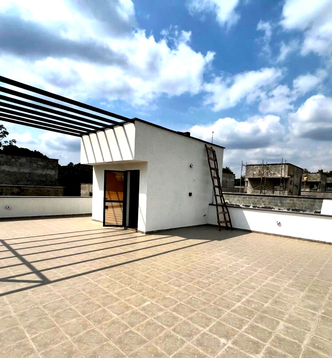New 4-Ensuite Townhouse with Rooftop Terrace - Lavington