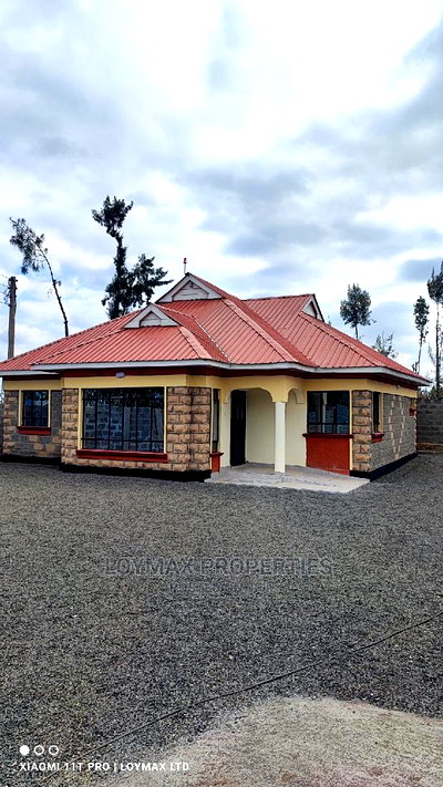 3bdrm Bungalow in Acacia, Kitengela for sale - Image 1