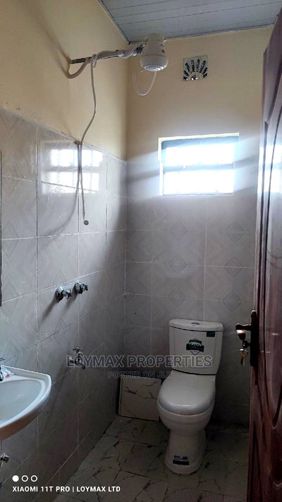 3bdrm Bungalow in Acacia, Kitengela for sale - Image 4