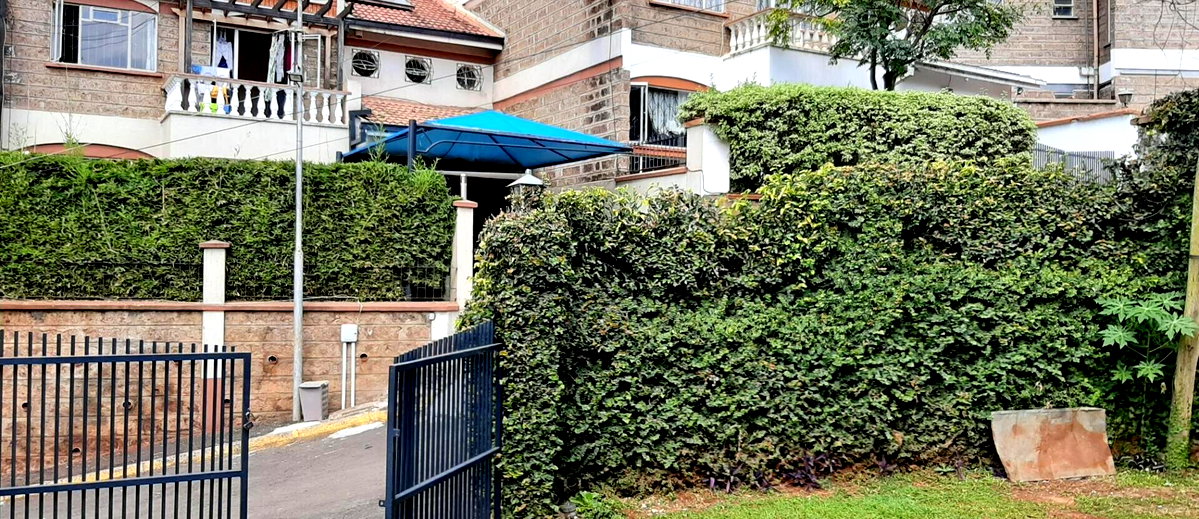 4-Ensuite Townhouse with Private Garden & DSQ - Westlands