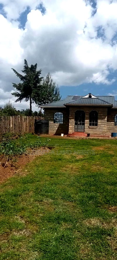 Plot With a House on Sale at Kinungi Naivasha - Image 1