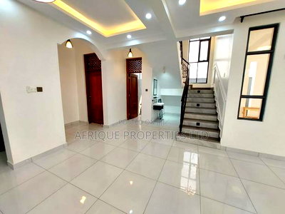 3bdrm Mansion in Mtwapa for sale - Image 4