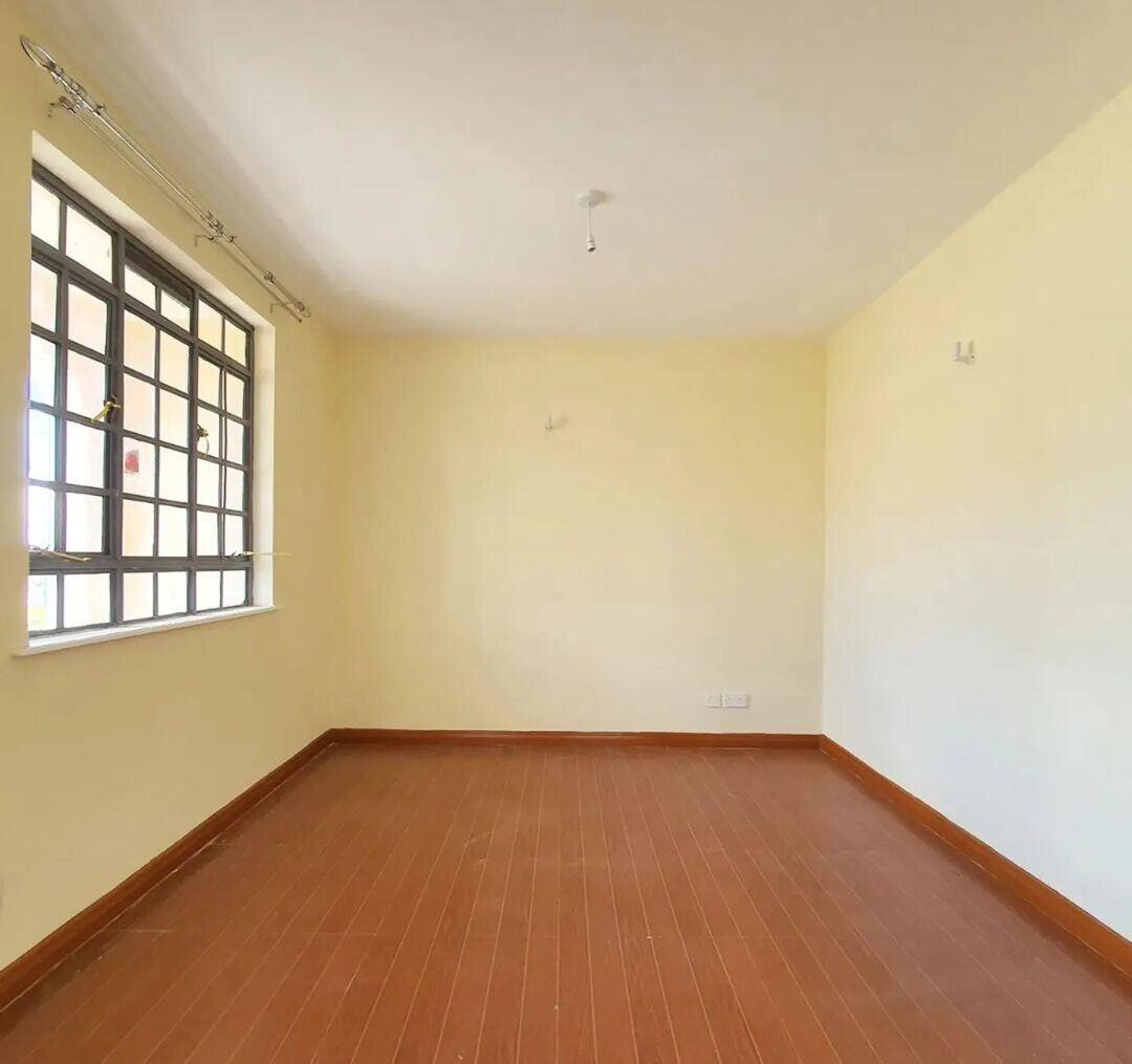 3BR Townhouse with DSQ & Backyard Garden - Kitengela