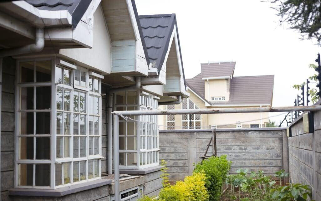 5 En-Suite Bedrooms Plus Attic & DSQ - Syokimau