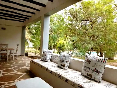 Furnished 2bdrm Apartment in Beach Road, Ukunda for sale - Image 6