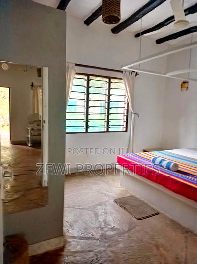 Furnished 2bdrm Apartment in Beach Road, Ukunda for sale - Image 8