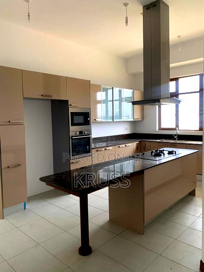 3bdrm Apartment in Nyali for rent - Image 10