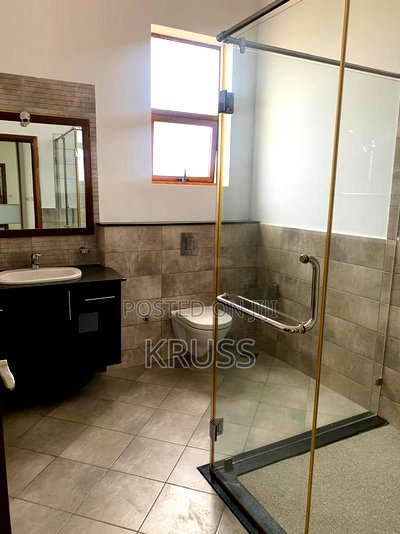 3bdrm Apartment in Nyali for rent - Image 18