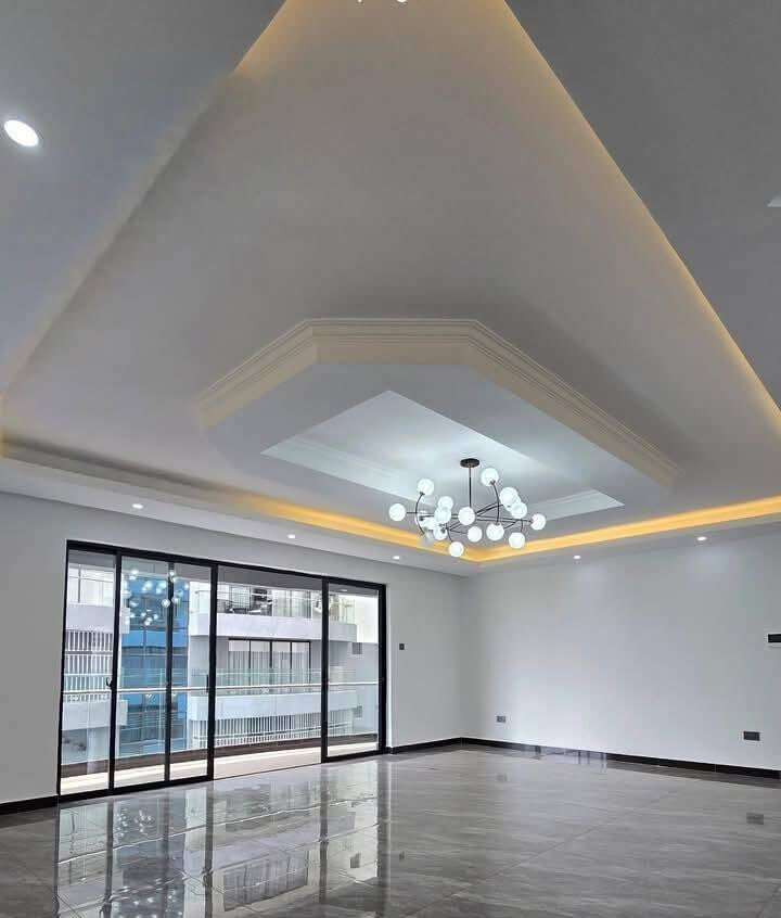 5-Ensuite Townhouse with Gym & Pool Access - Valley Arcade