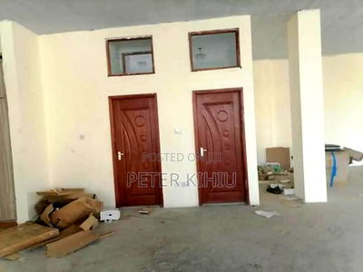 Godown to Let 2500sqft on 2nd Floor, With Lift Butere Rd - Image 2