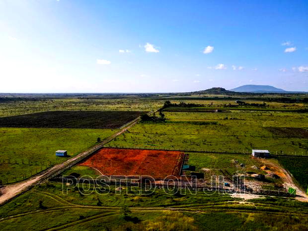 Plots in Koma- Kangundo Road