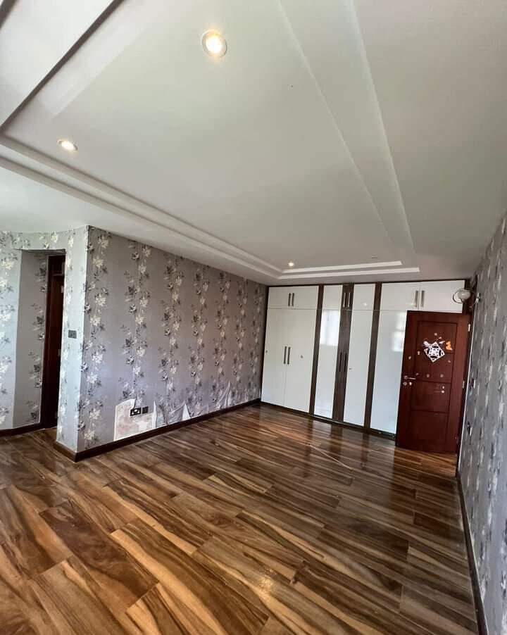 5-Ensuite Townhouse with Fireplace & Pool - Lavington Maziwa