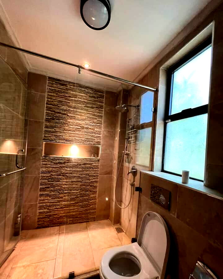 5-Ensuite Townhouse with Fireplace & Pool - Lavington Maziwa