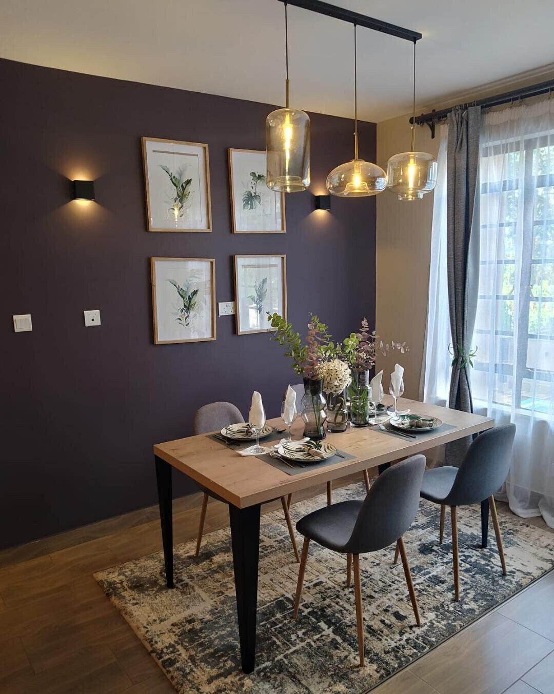 4BR All-Ensuite Townhouse with DSQ & Private Gate - Kamakis
