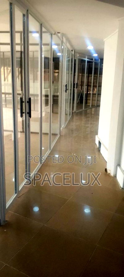 New Elegant Shops CBD - Image 6