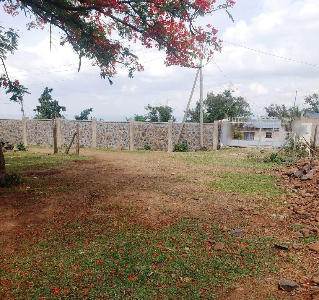 KSh 4M Dunga Beach Plot