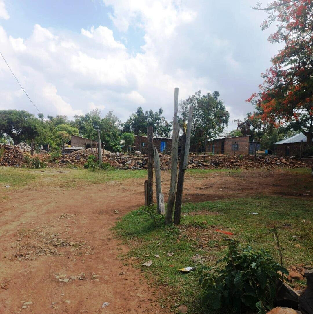 KSh 4M Dunga Beach Plot