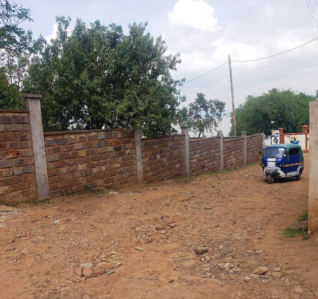 KSh 4M Dunga Beach Plot