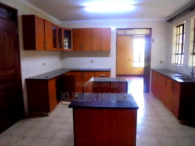 5bdrm Mansion in Runda for sale - Image 3