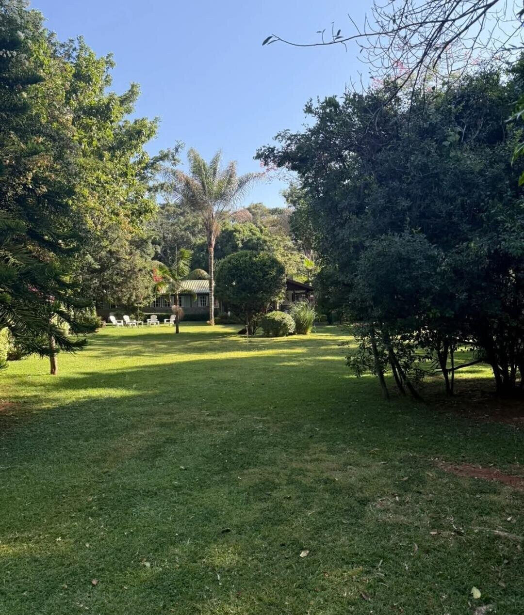 1.2-Acre Prime Land with Townhouse – Hardy, Karen