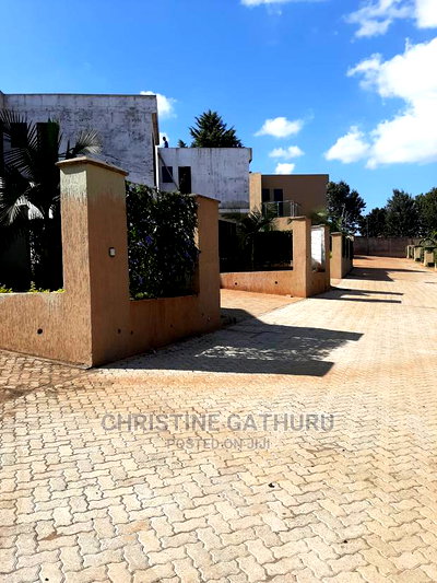 3bdrm Bungalow in Lower Kabete for Sale - Image 3