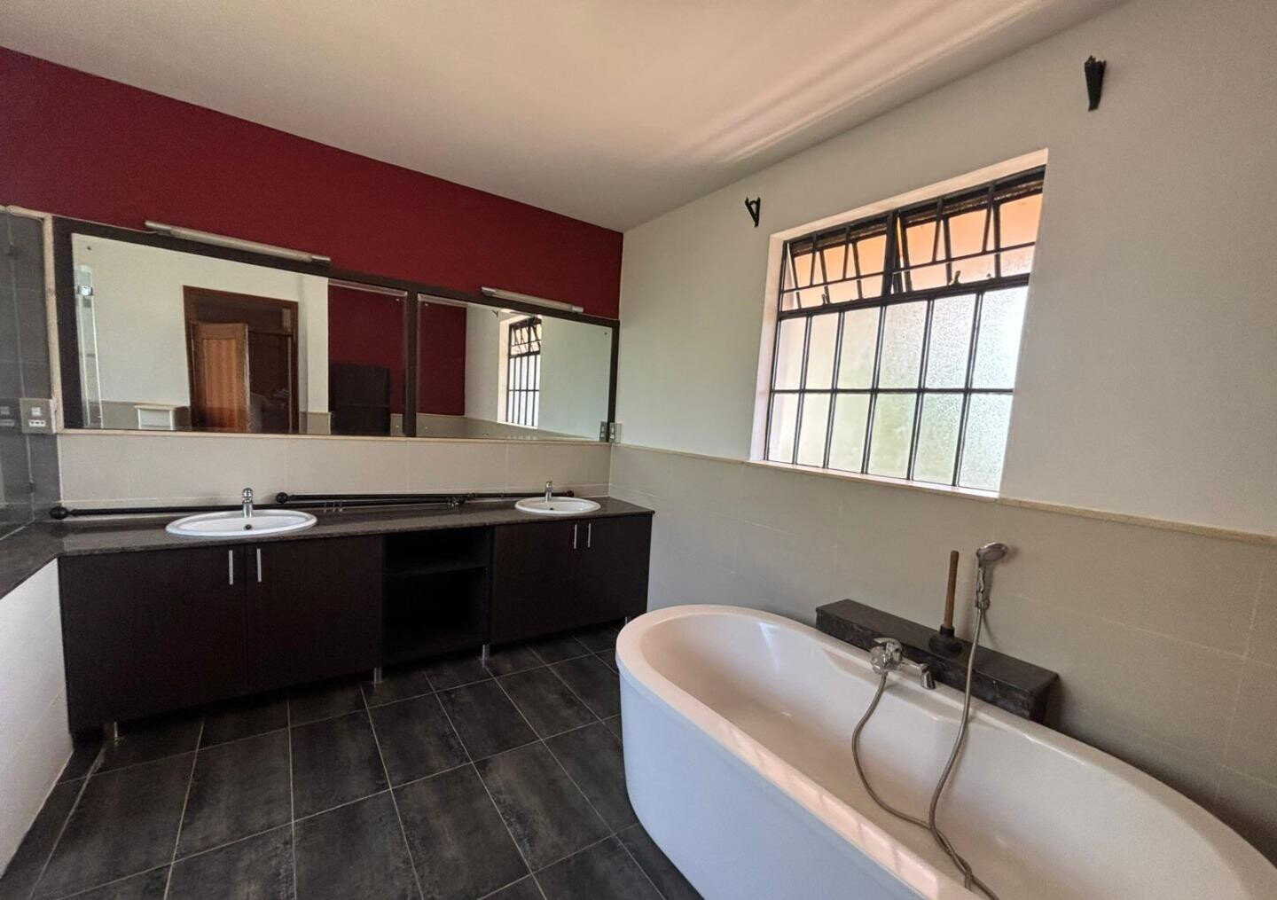 Luxury 4BR Garden Home at KSh 370K