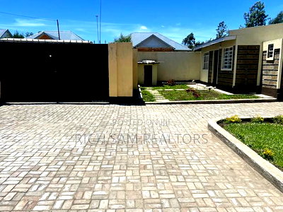 4bdrm House in Ngata, Nakuru Town West for sale - Image 2