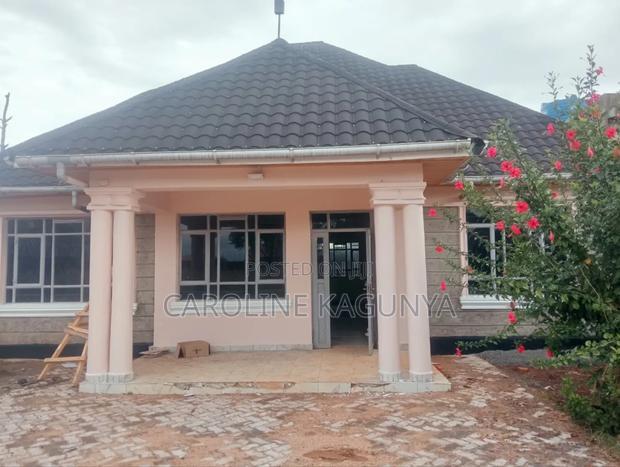 3bdrm Bungalow in Mugutha, Kimbo for sale