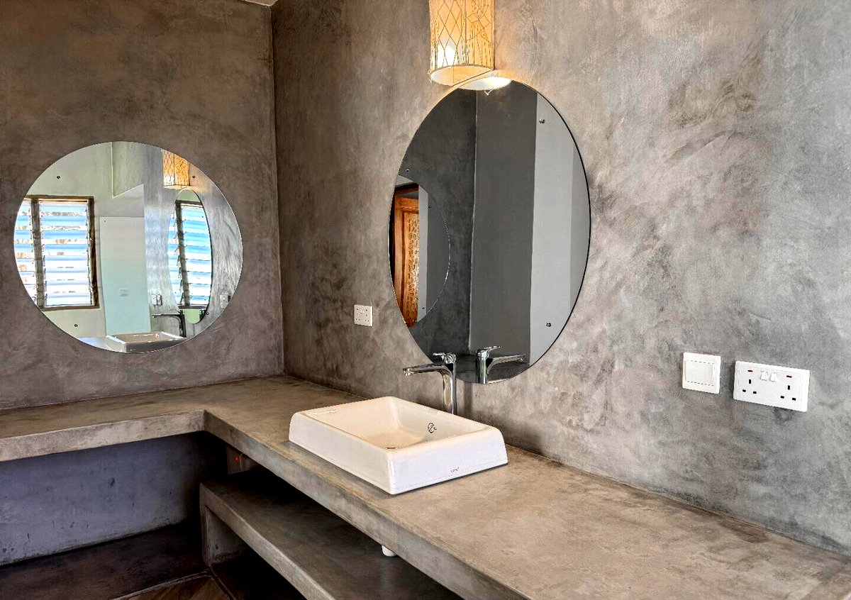 Newly Built 3BR Villa with Pool & Gym – 5 Min to Paparemo Beach, Watamu
