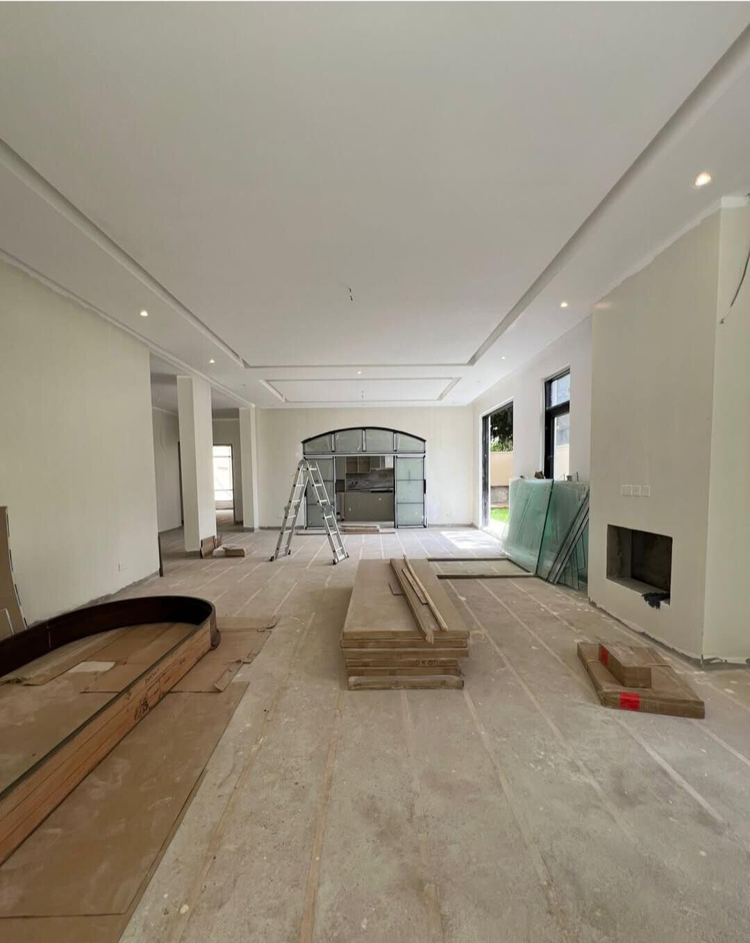 6-Ensuite Villa with Two Kitchens & Office - Lavington