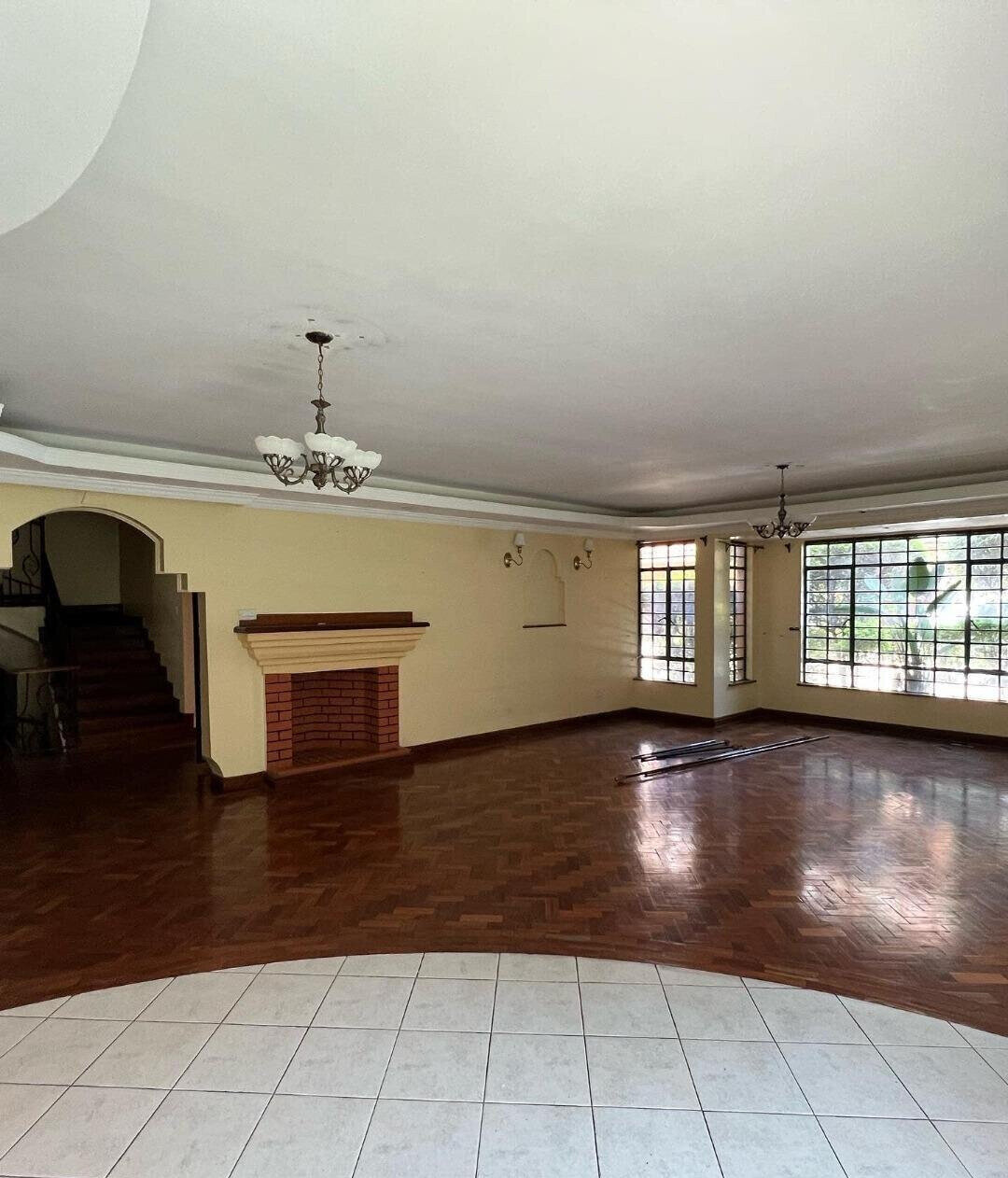 5-Ensuite Townhouse with Pool & Family Room - Lavington