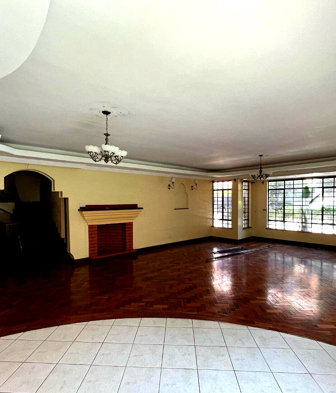 5-Ensuite Townhouse with Pool & Family Room - Lavington