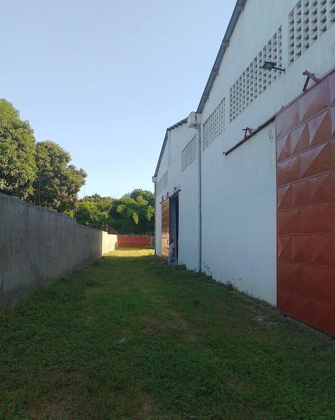1 Acre Plot with Parking for Rent