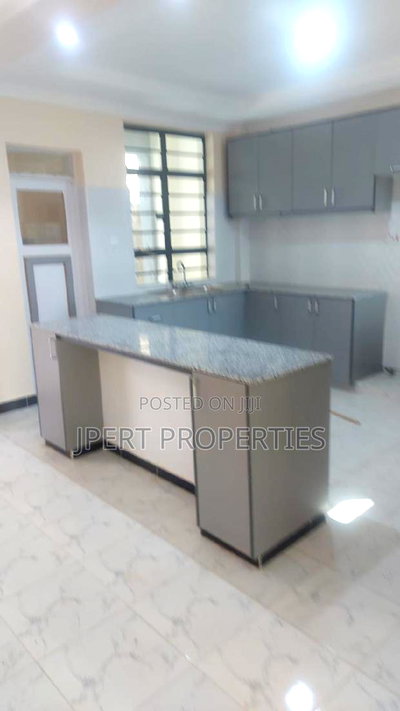 5bdrm Townhouse/Terrace in Kenyatta Road for sale - Image 5