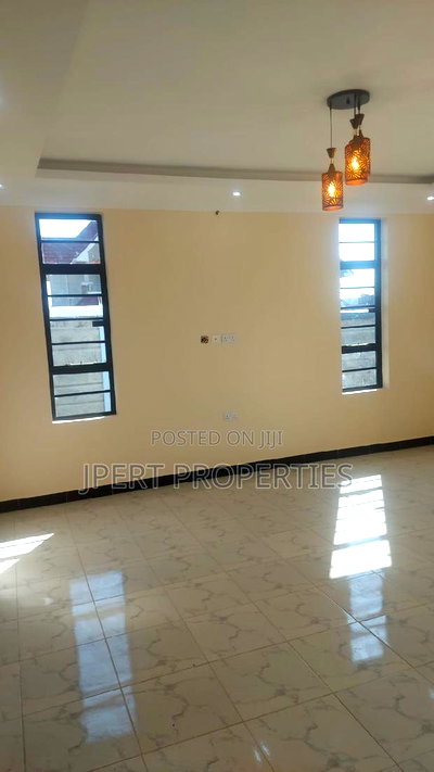 5bdrm Townhouse/Terrace in Kenyatta Road for sale - Image 3