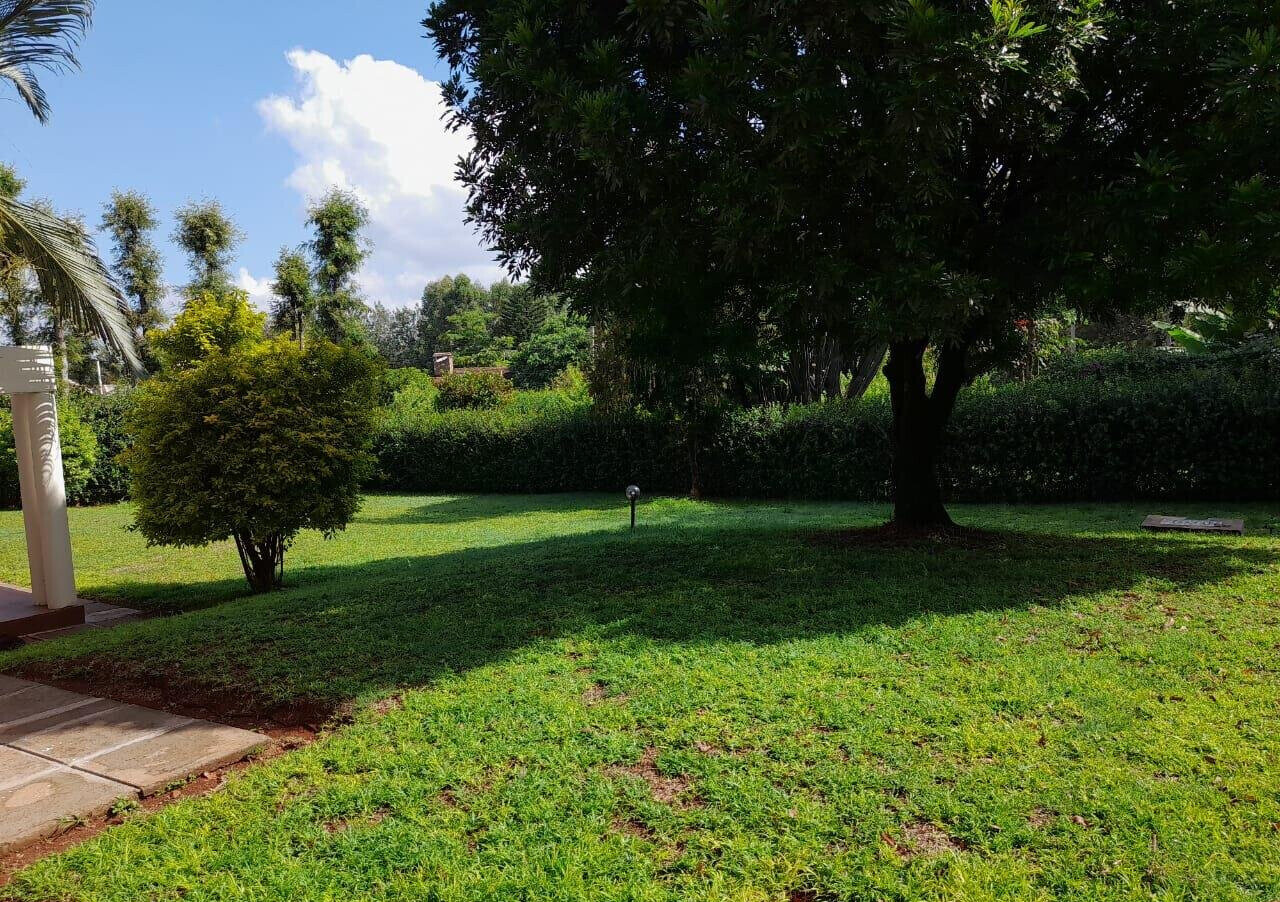 0.57 Acre 5BR Home with Garden