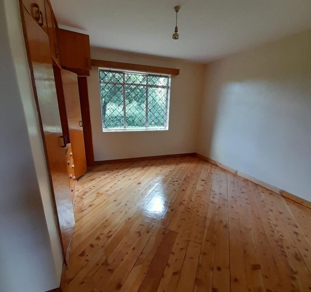 0.57 Acre 5BR Home with Garden