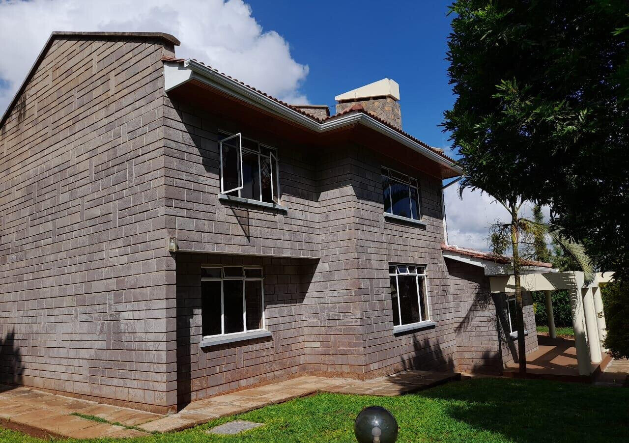 0.57 Acre 5BR Home with Garden