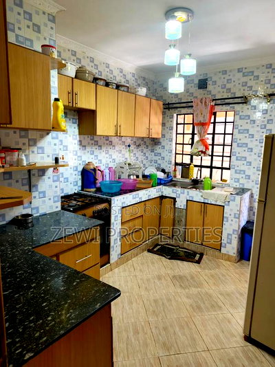 3bdrm Maisonette in Matasia for sale - Image 6