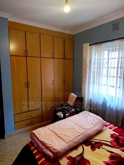 3bdrm Maisonette in Matasia for sale - Image 8