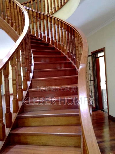 Furnished 5bdrm Mansion in Runda for sale - Image 6