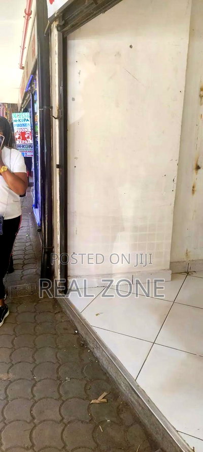 Front Shop in Nairobi Town CBD to Let - Image 4