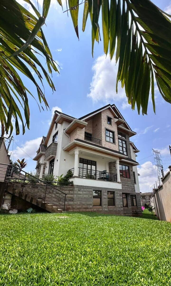 6BR Ultra-Contemporary Mansion with Gym & Home Office - Membley