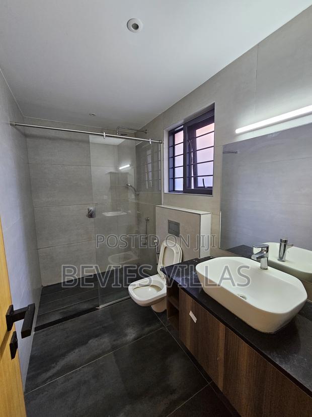 4bdrm Townhouse/Terrace in Langata, Phenom Estate for sale