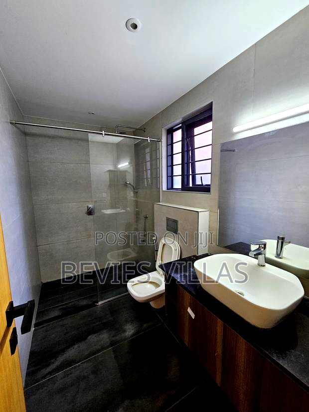 4bdrm Townhouse/Terrace in Langata, Phenom Estate for sale