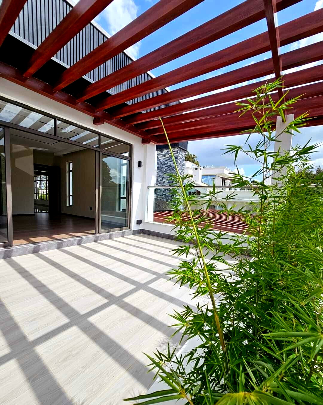 6-Bed Smart Villa with Guest Wing & Rooftop Jacuzzi - Lavington