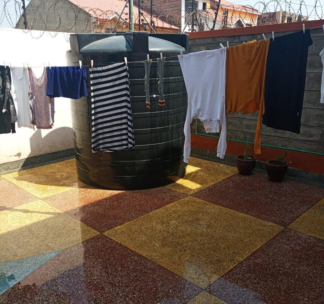 4BR All-Ensuite Townhouse with 20,000L Water - Komarock
