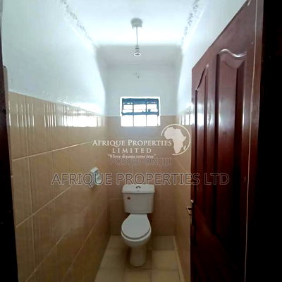 3bdrm Bungalow in Ruaka for rent - Image 4