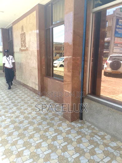 1500sqft Shop Westlands - Image 1