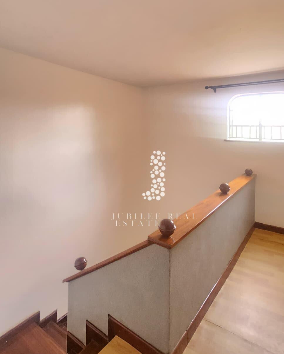 5 En-Suite Townhouse with Kitchen Garden & Gazebo - Kitisuru